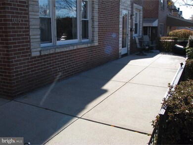 108 Lakeview Dr, Ridley Park, PA 19078 - photo 2