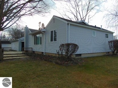 120 N Union St, Ithaca, MI 48847 - photo 3