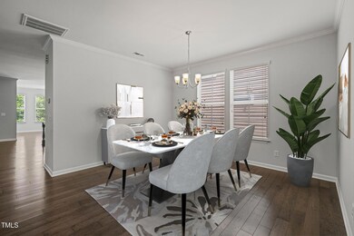 Dining (2) staged