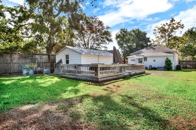 502 Mason St, Tomball, TX 77375 - photo 7