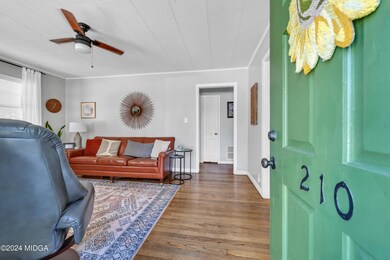 210 Oak Haven Ave-00066