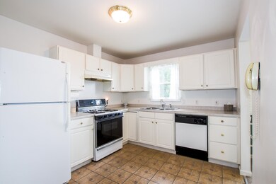 913 W Connecticut Ave, Somers Point, NJ 08244 - photo 4