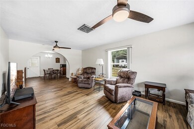 521 Monterey St, North Fort Myers, FL 33903 - photo 4