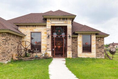 2509 La Estrella Dr, Weslaco, TX 78599 - photo 2