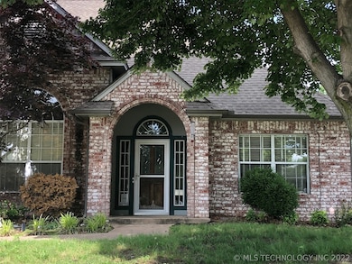 4228 S Aspen Place, Broken Arrow, OK 74011 - photo 2