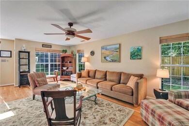 Bright & Sunny Living Room