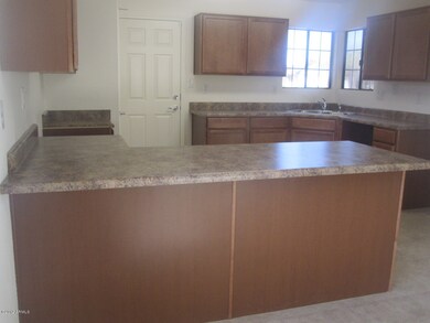 4227 N 79th Ln, Phoenix, AZ 85033 - photo 5