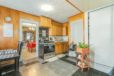 17 Lawrence Rd, Poughkeepsie, NY 12601 - photo 3