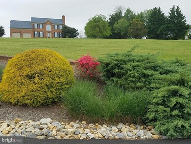 11100 Mapleville Rd, Hagerstown, MD 21742 - photo 2