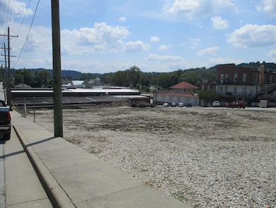 3 lots could be used for a parking lot, already ha