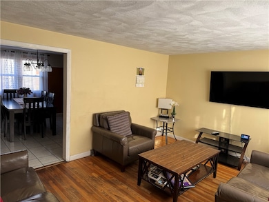 12 Devon St, Providence, RI 02904 - photo 4