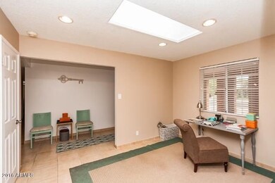 1650 E Glencove St Formal dining 2
