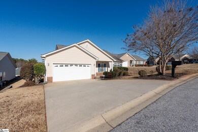 4 Reid Valley Ct, Taylors, SC 29687 - photo 4