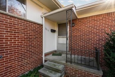 2219 Needham Rd, Ann Arbor, MI 48104 - photo 5