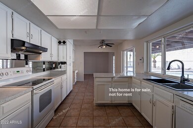 1040 W Isleta Ave, Mesa, AZ 85210 - photo 2