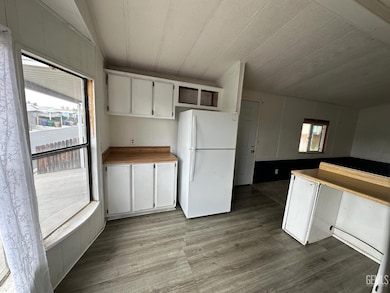 14035 Rosedale Hwy unit 66, Bakersfield, CA 93314 - photo 5