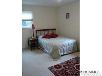 Upper-Level Bedroom