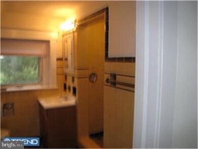 604 Walnut St, Lansdale, PA 19446 - photo 6