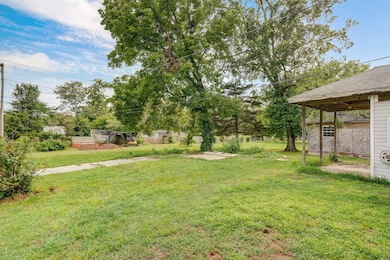 427 Morgan Ave-6