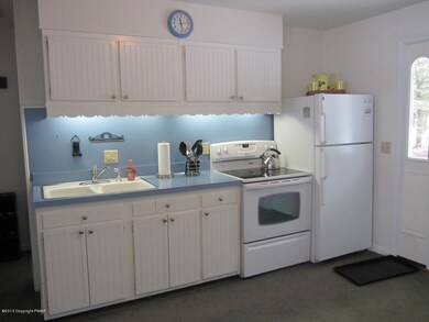 103 S Lake Dr, Jim Thorpe, PA 18229 - photo 3