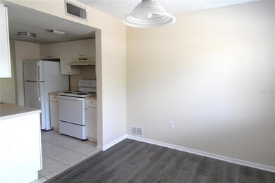 Kitchen/Dining Area