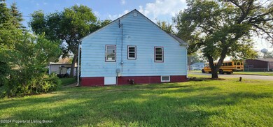 817 3rd Avenue E., New England, ND