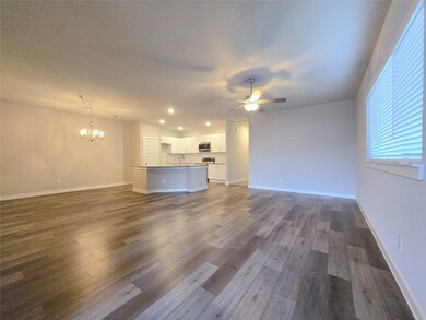 9753 Grosbeak Ln, Magnolia, TX 77354 - photo 3