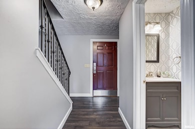 1033 W 58th St, Davenport, IA 52806 - photo 5