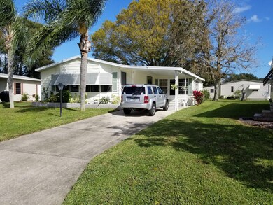 716 Hyacinth Cir, Sebastian, FL 32976 - photo 2