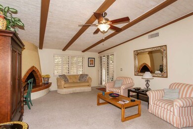 Great Room w/Fireplace