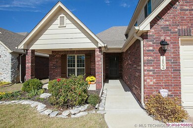 1804 W Canton Ct, Broken Arrow, OK 74012 - photo 2