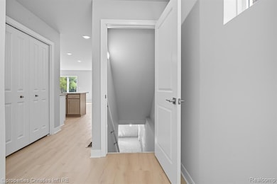 100 Parsons Ln, Saline, MI 48176 - photo 4