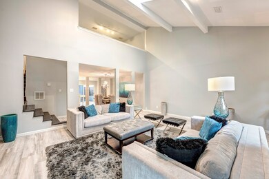 9666 Longmont Dr, Houston, TX 77063 - photo 4