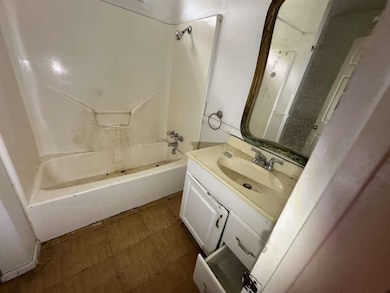 354 S 9th St, Aransas Pass, TX 78336 - photo 6