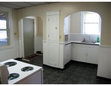 107 Lake Ave unit 2, Worcester, MA 01604 - photo 5