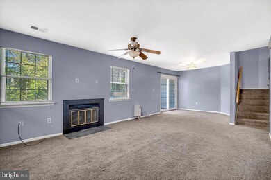 6092 Cedar Ct, Monmouth Junction, NJ 08852 - photo 2