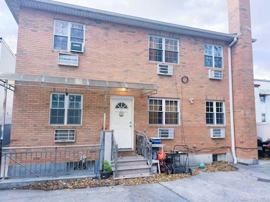 18-43 119th St, College Point, NY 11356 - photo 2