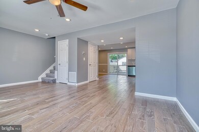 538 Burlington Ct, Edgewood, MD 21040 - photo 6