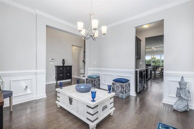Check out the wainscoting!