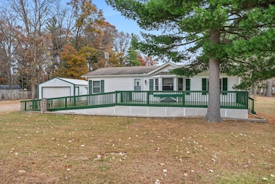 636 N Park St, Grantsburg, WI 54840 - photo 5