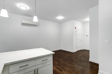 196 Market St unit 4B, Newark, NJ 07102 - photo 5