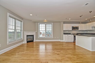 1306 Columbia Rd unit 4E, Boston, MA 02127 - photo 4
