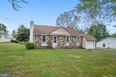 15 Pleasant Ave, Chalfont, PA 18914 - photo 2