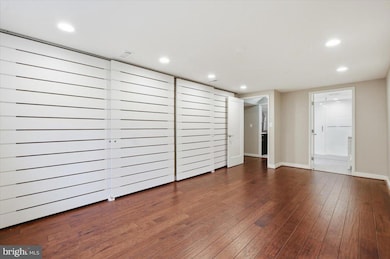 6926 Tyndale St, McLean, VA 22101 - photo 7