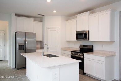 212 Lake Sinclair St, St. Augustine, FL 32084 - photo 5