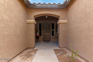 16151 W Desert Flower Dr, Goodyear, AZ 85395 - photo 4