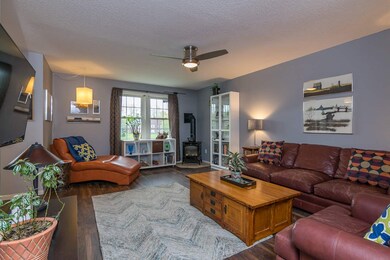 10 Twin Oaks Terrace, South Burlington, VT 05403 - photo 5