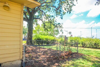 412 N L St, Eufaula, OK 74432 - photo 7