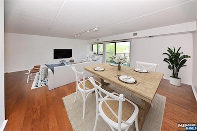 Rivervale at Holiday Farm unit 417A, River Vale, NJ 07675 - photo 3