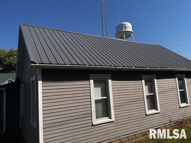 403 N 3rd St, Cuba, IL 61427 - photo 4